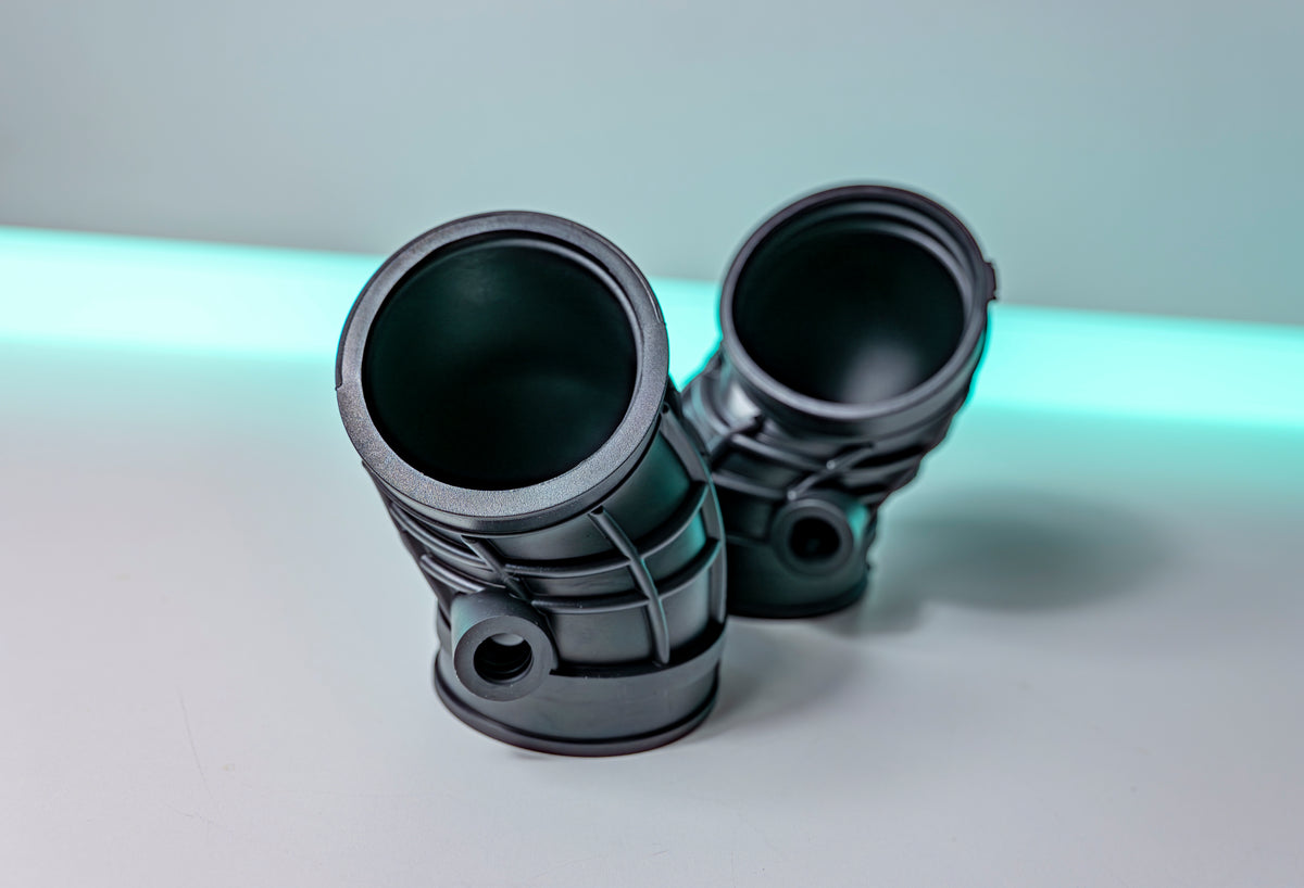 BMW E31 Rubber Air Intake Boot — Left & Right Pair (Replaces OEM 13711733301 / 13711733302)