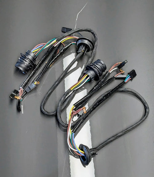 BMW E31 EU-spec headlight wiring harness pair for cars built up to June 1992, OEM 63121392076