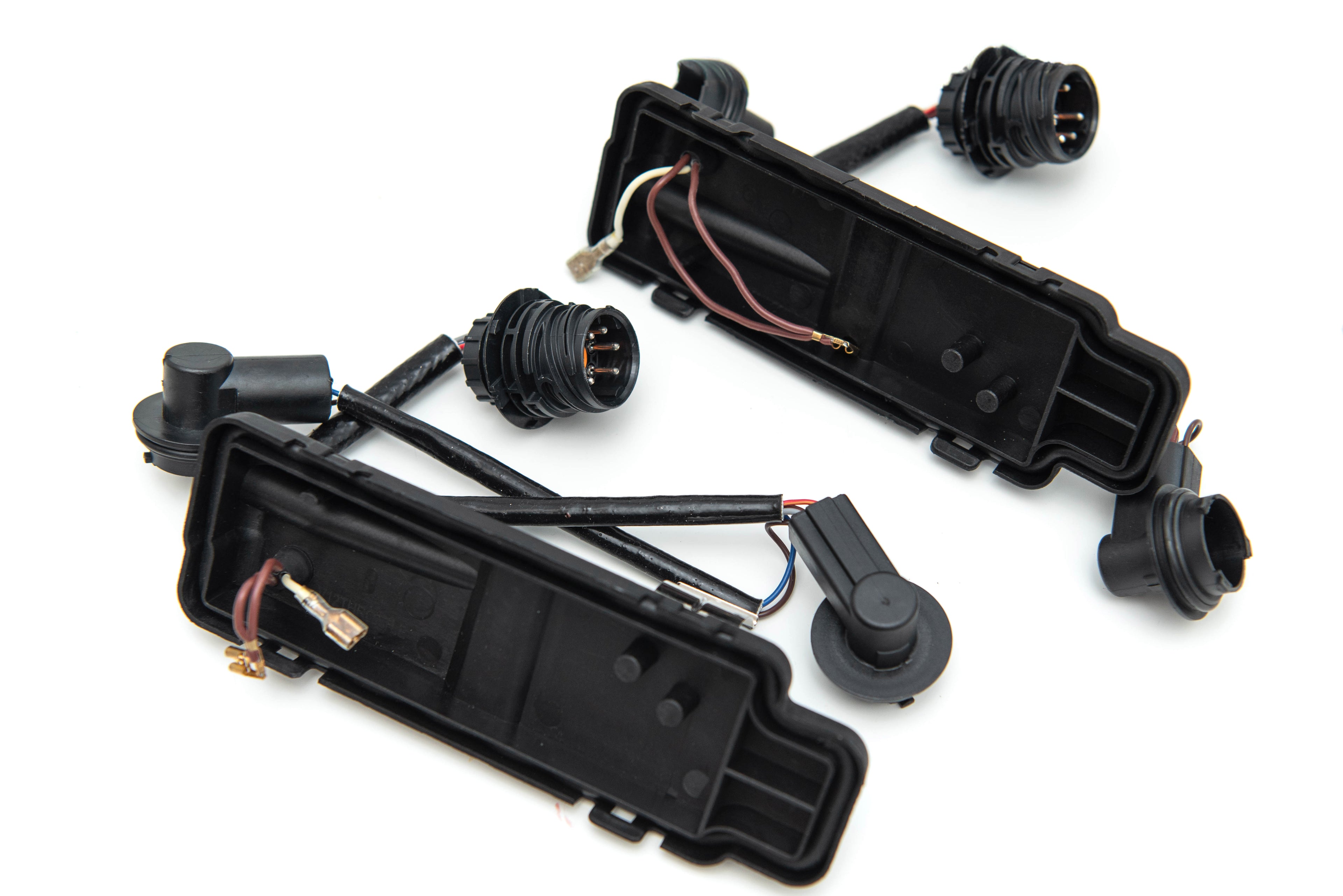 BMW E31 EU Spec Complete FTP (Light Strip) Wiring Harness (Pair) 63118354387, 63118354388