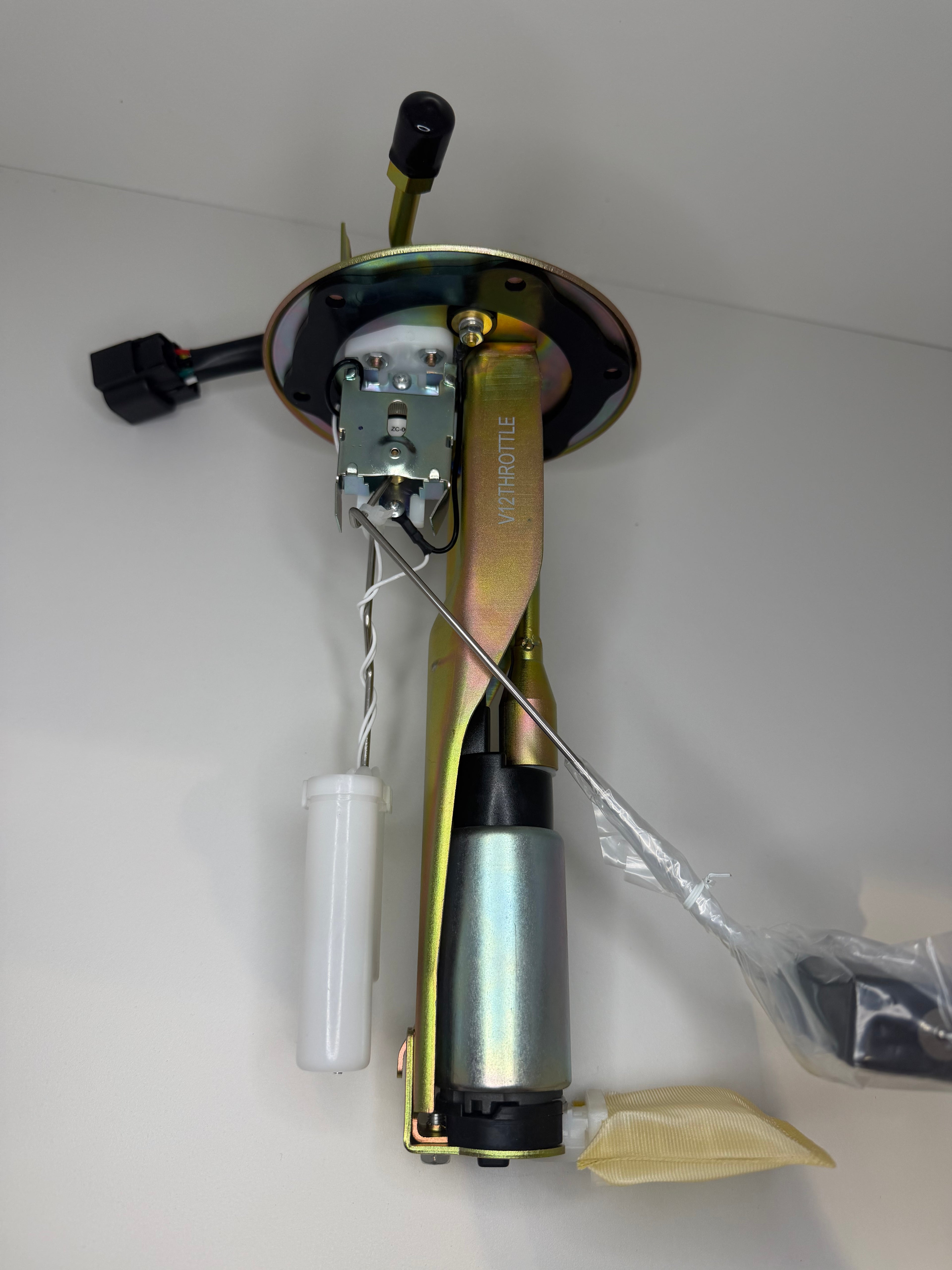 Mitsubishi 3000GT GTO Dodge Stealth NON Turbo Fuel Pump Assembly Old Part # MB678806/MB698857