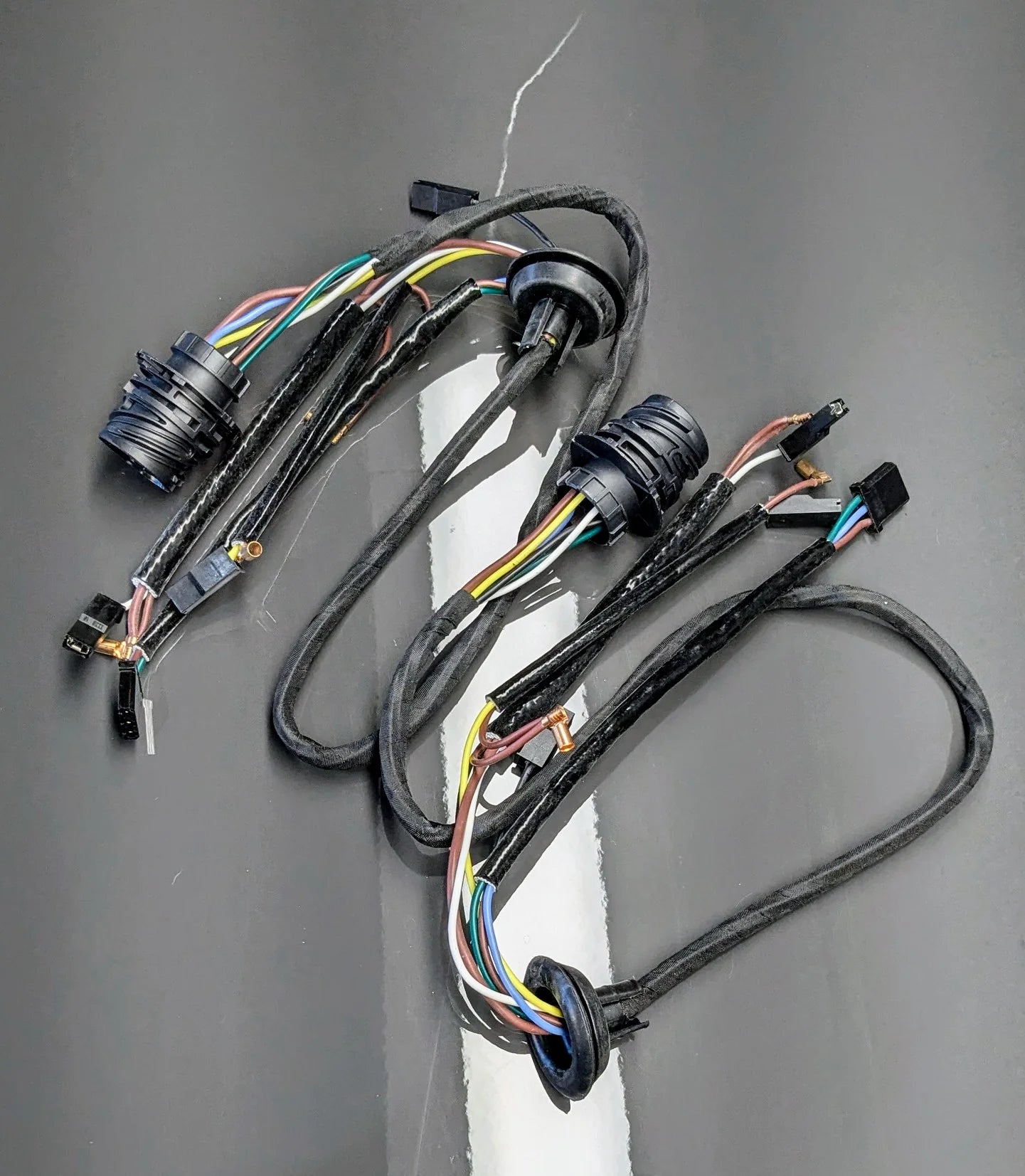 BMW E31 EU-Spec Complete Headlight Wiring Harness — Pair, Pre-06/1992 Production (OEM 63128354539)