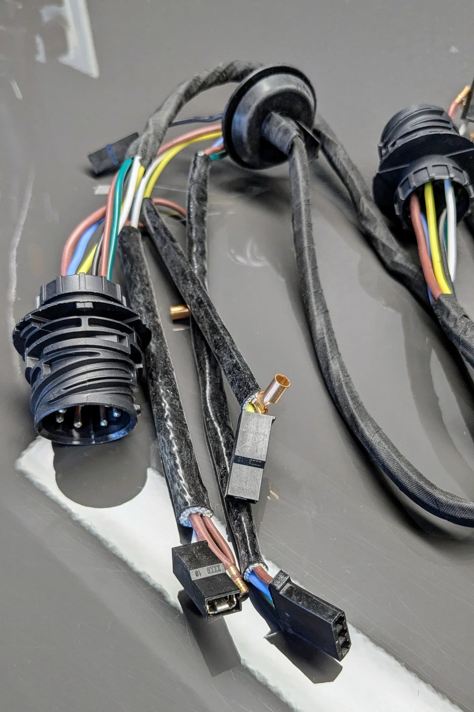 BMW E31 EU-Spec Complete Headlight Wiring Harness — Pair, Pre-06/1992 Production (OEM 63128354539)