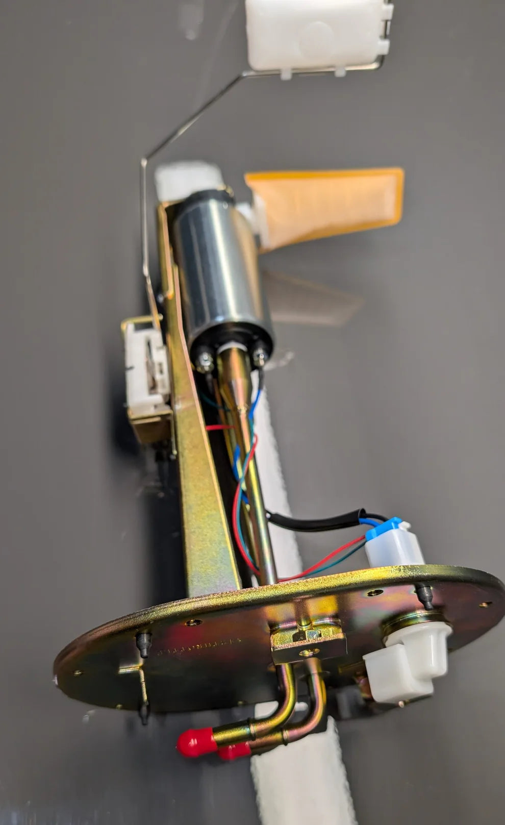 Mazda RX-7 FD (1993–1995) Complete Fuel Pump Assembly — Reproduction of OEM N3A1-13-35Z