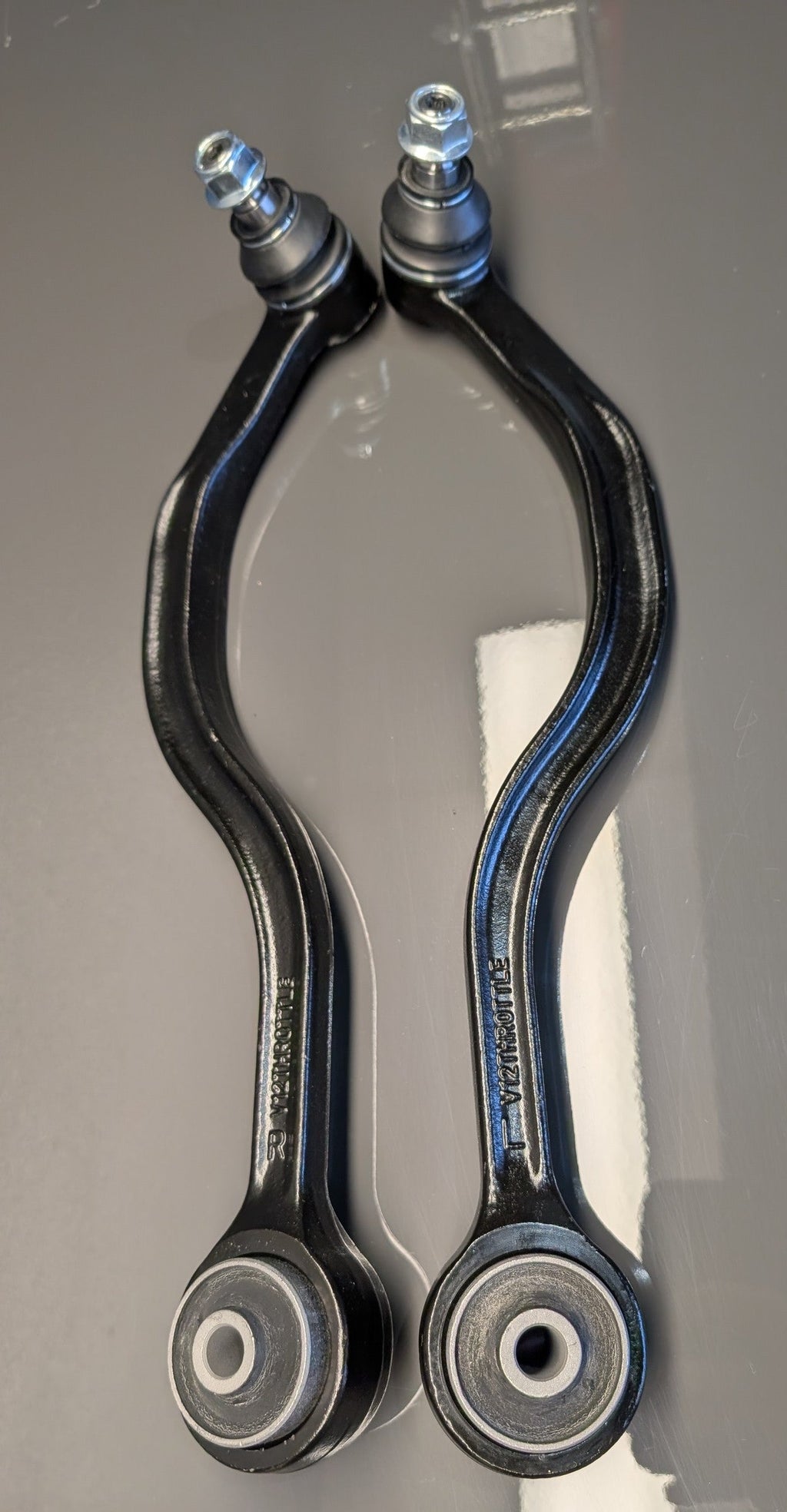BMW E31 Rear Control Arm — Matched Pair (Replaces OEM 33321135134 / 33321135135)