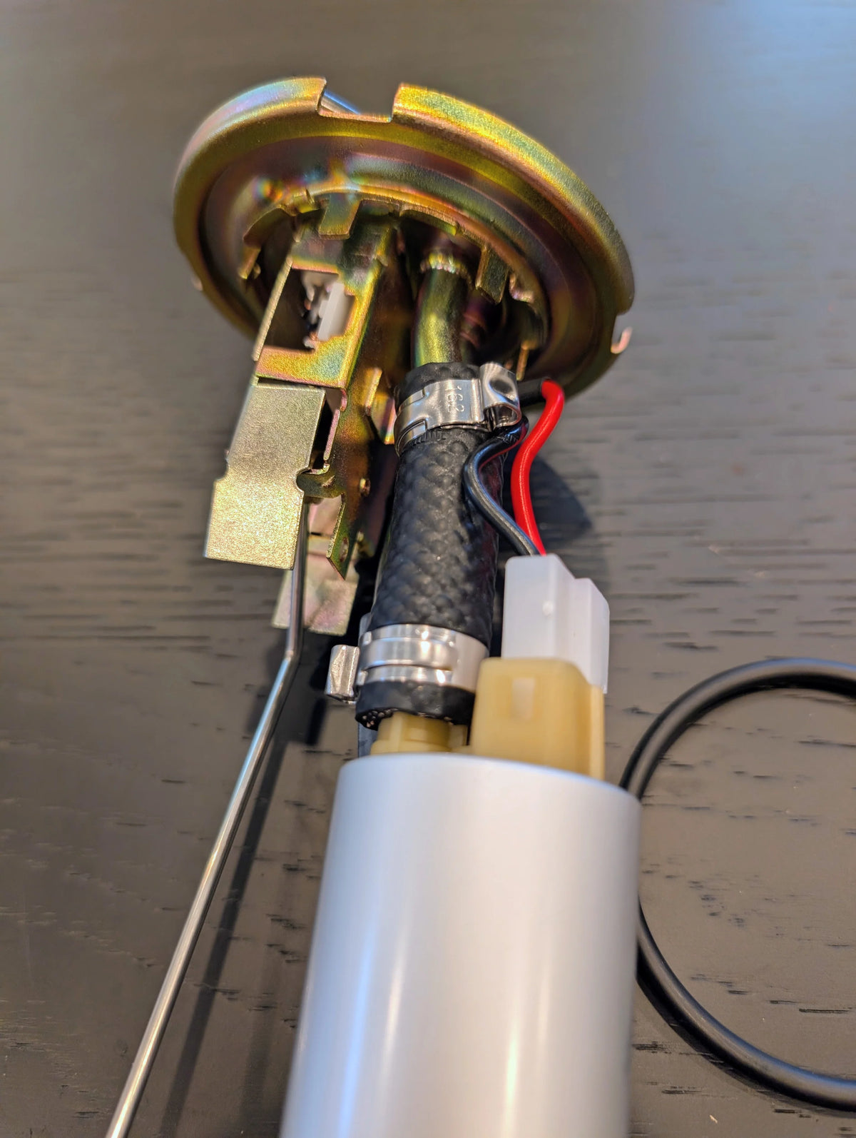 VW Mk2 Scirocco 16V Jetronic / Mk1 Golf Cabriolet / Mk1 Polo Coupe In-Tank Fuel Pump Assembly (Replaces 533919051 E, F, H, N, P)