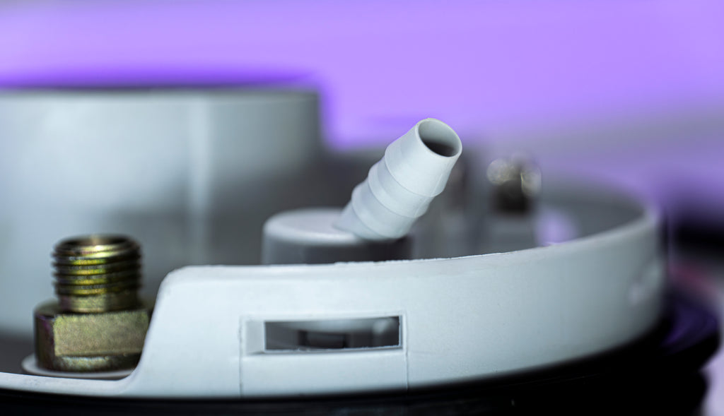 Audi D2 A8 S8 Fuel Pump Repair Kit Old Part numbers for reference: 4D0298087B AND D24D0298133C